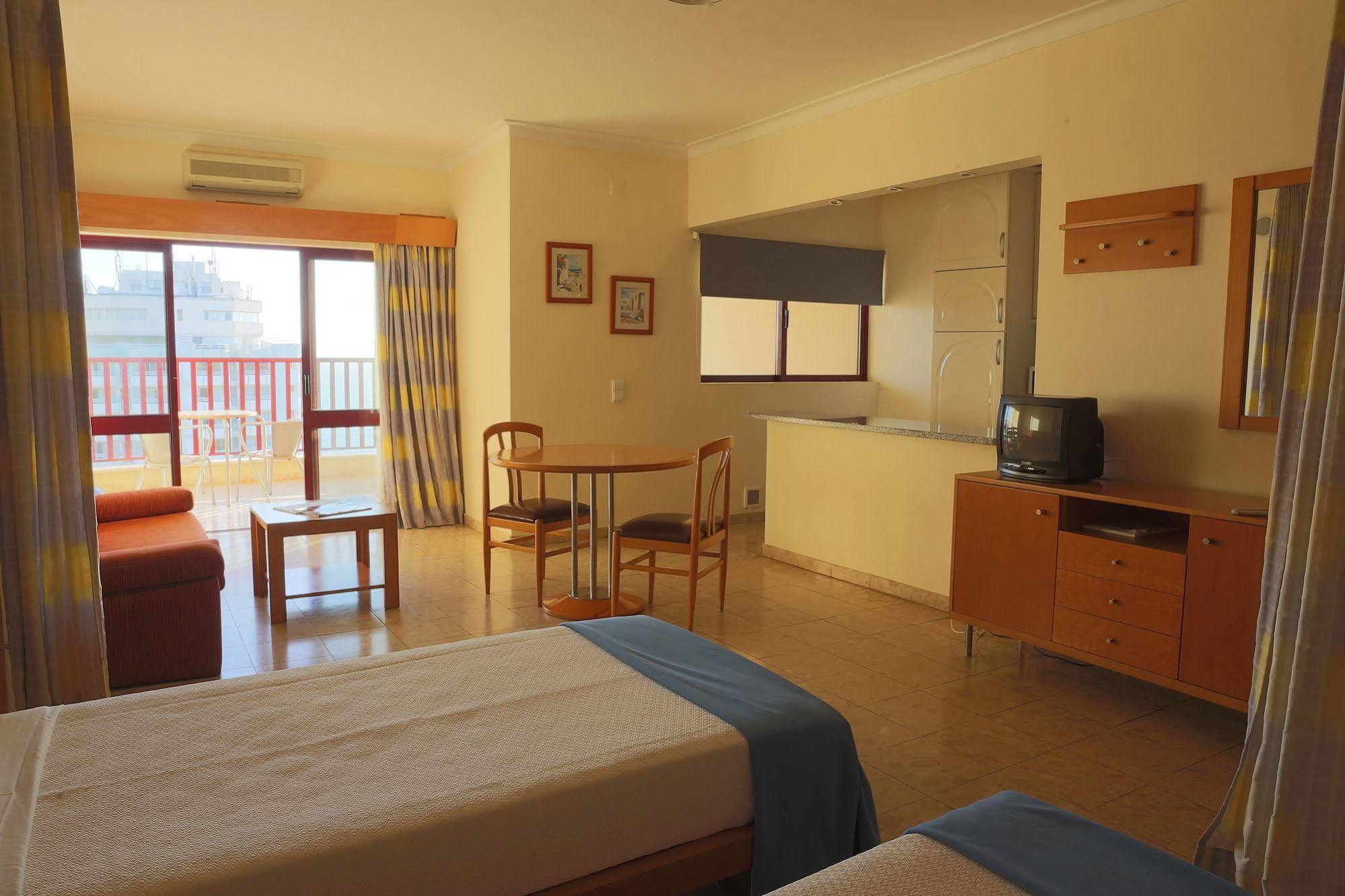Clube Praia Mar Apartamentos Turisticos Praia da Rocha Ngoại thất bức ảnh