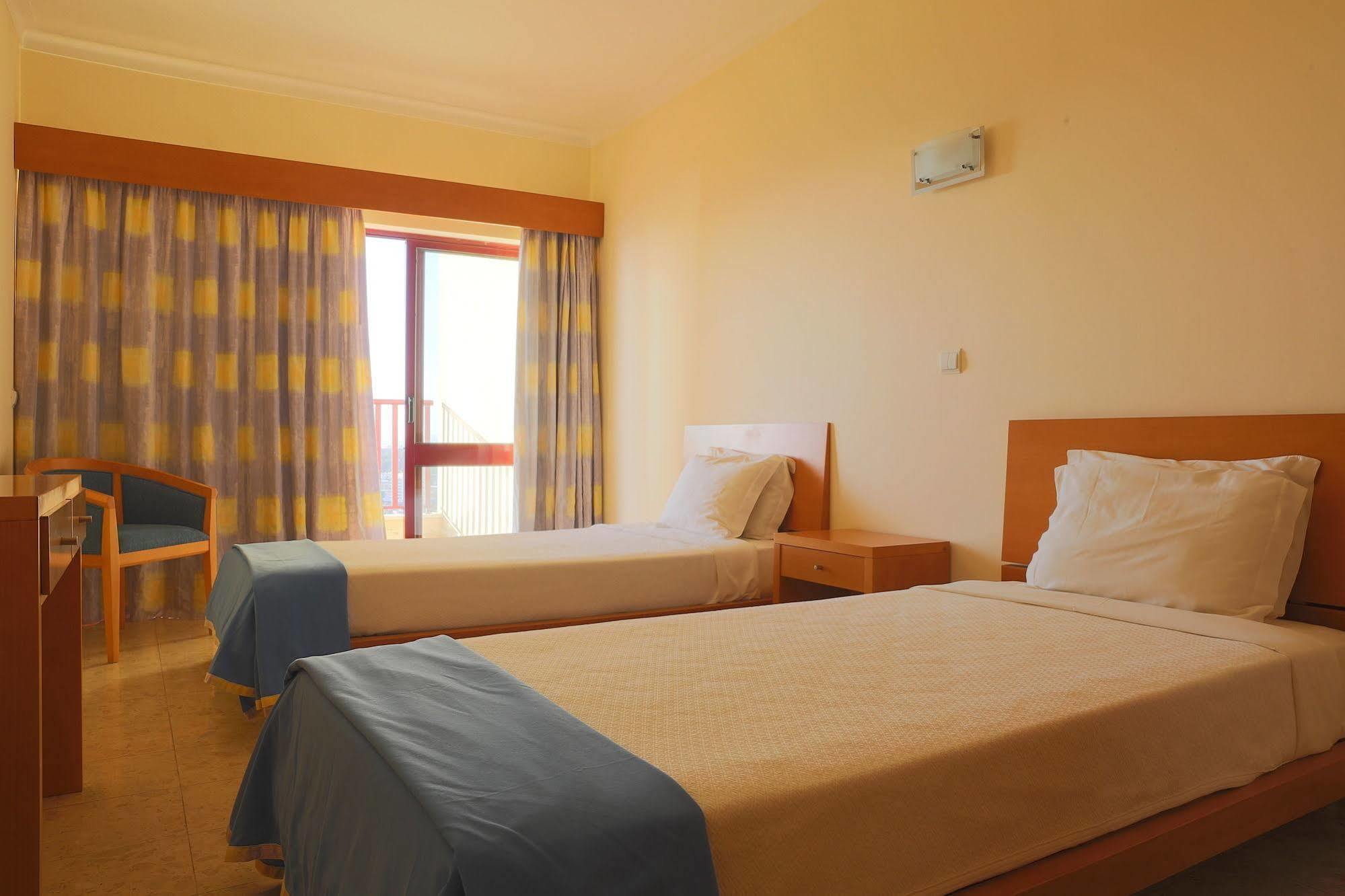 Clube Praia Mar Apartamentos Turisticos Praia da Rocha Ngoại thất bức ảnh